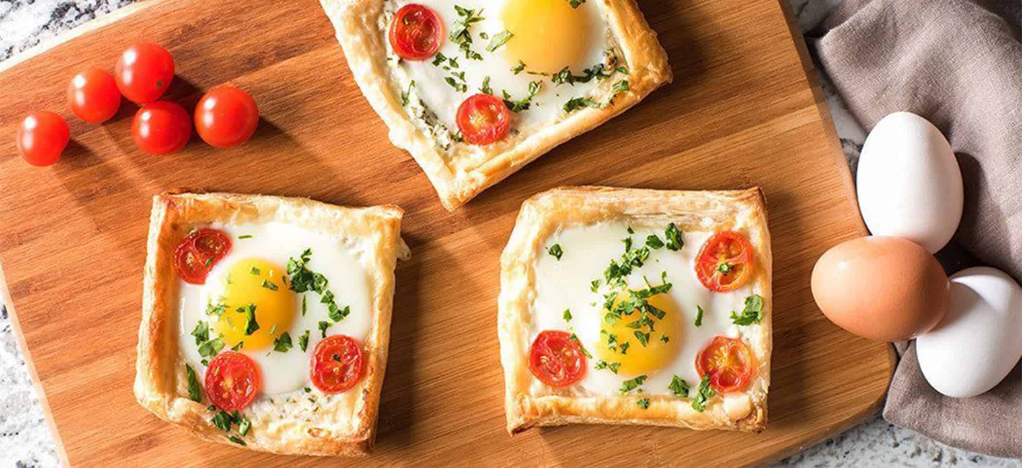 Puff Pastry Galettes with Eggs