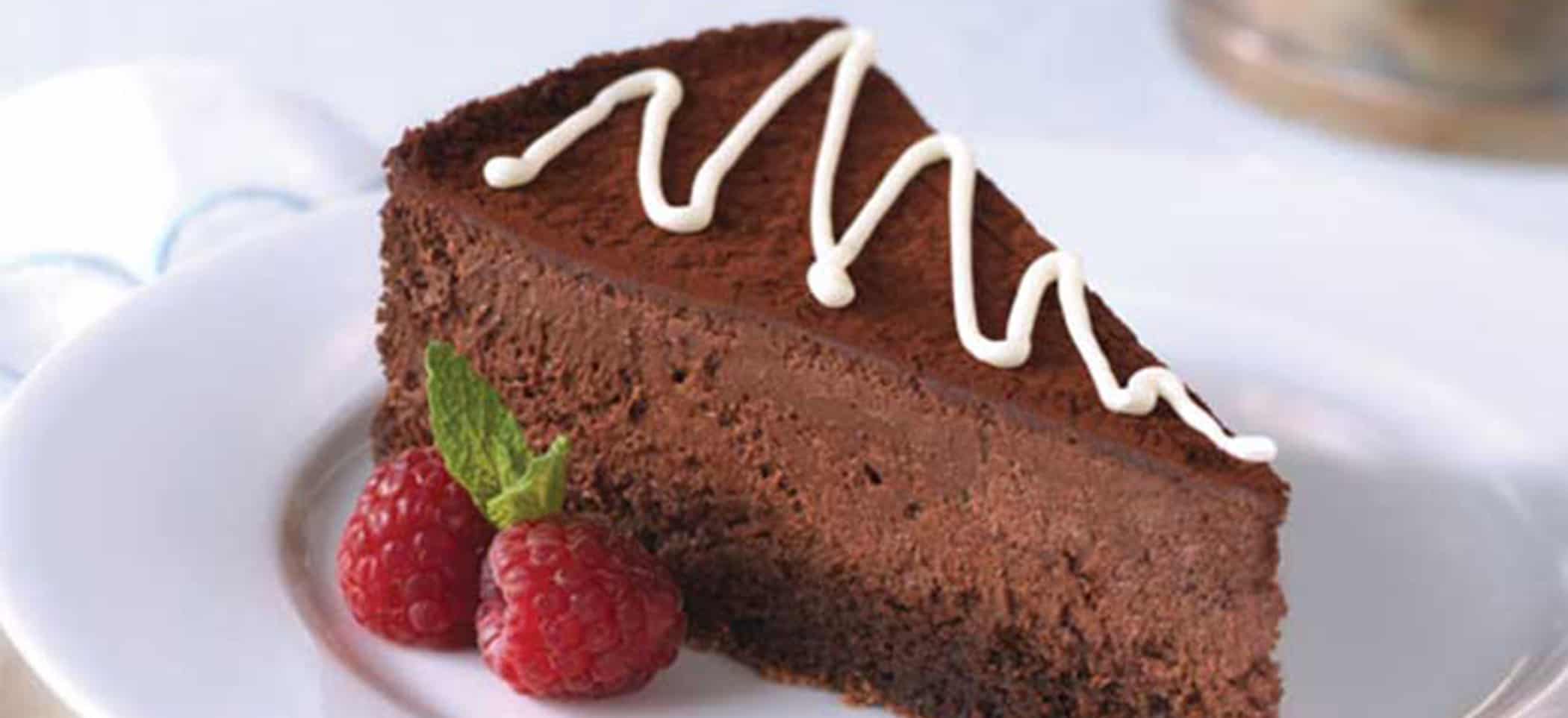 Flourless Chocolate Torte with White Ganache and Gluten-Free Graham Cracker Crust (Dried Eggs)