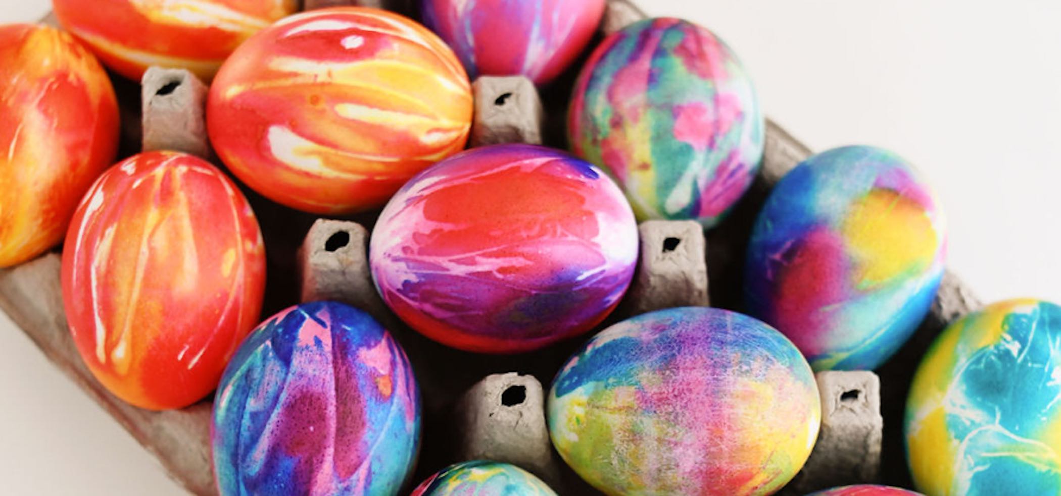 How to Decorate Tye-Dye Eggs