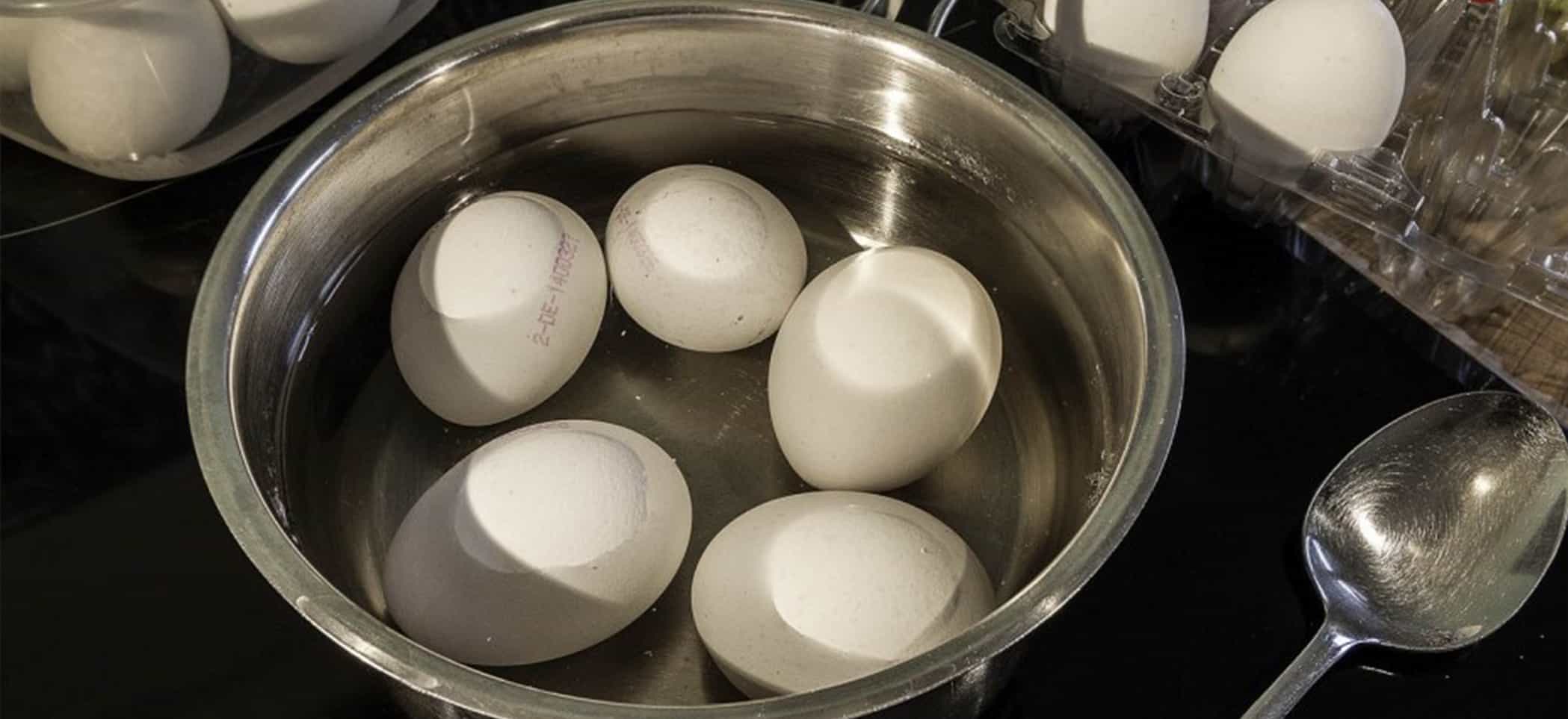 Easy-Peel Hard-Boiled Eggs