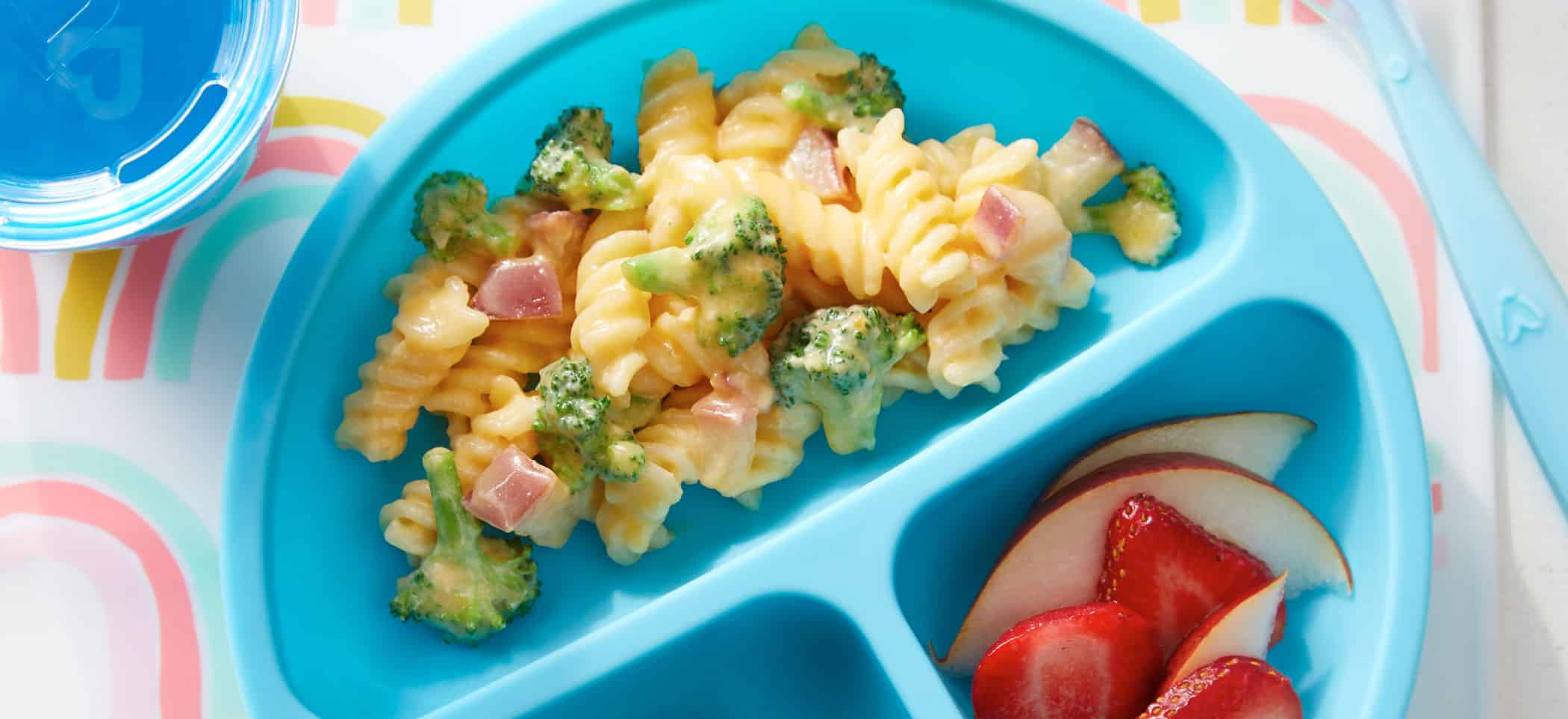 Baked Cheesy Bread with Broccoli and Pear