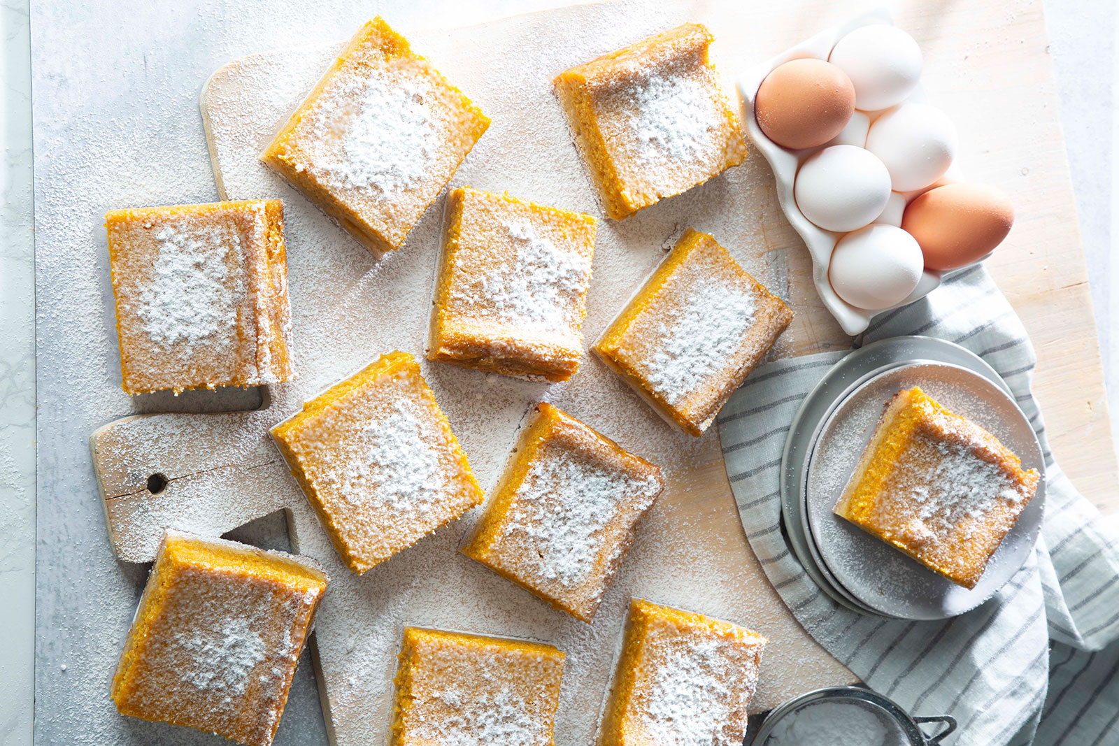 Pumpkin Spice Gooey Butter Cake