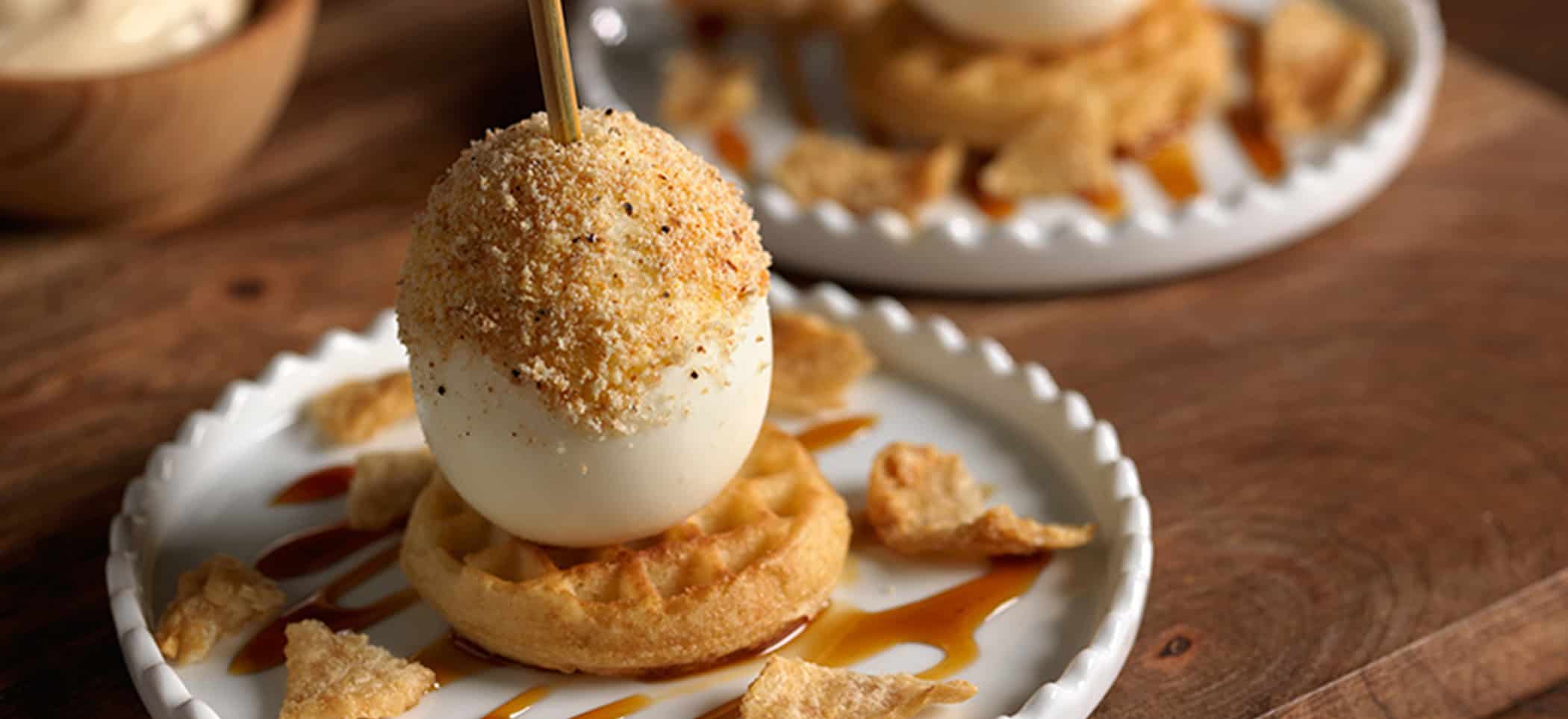 Chicken and waffle eggpop