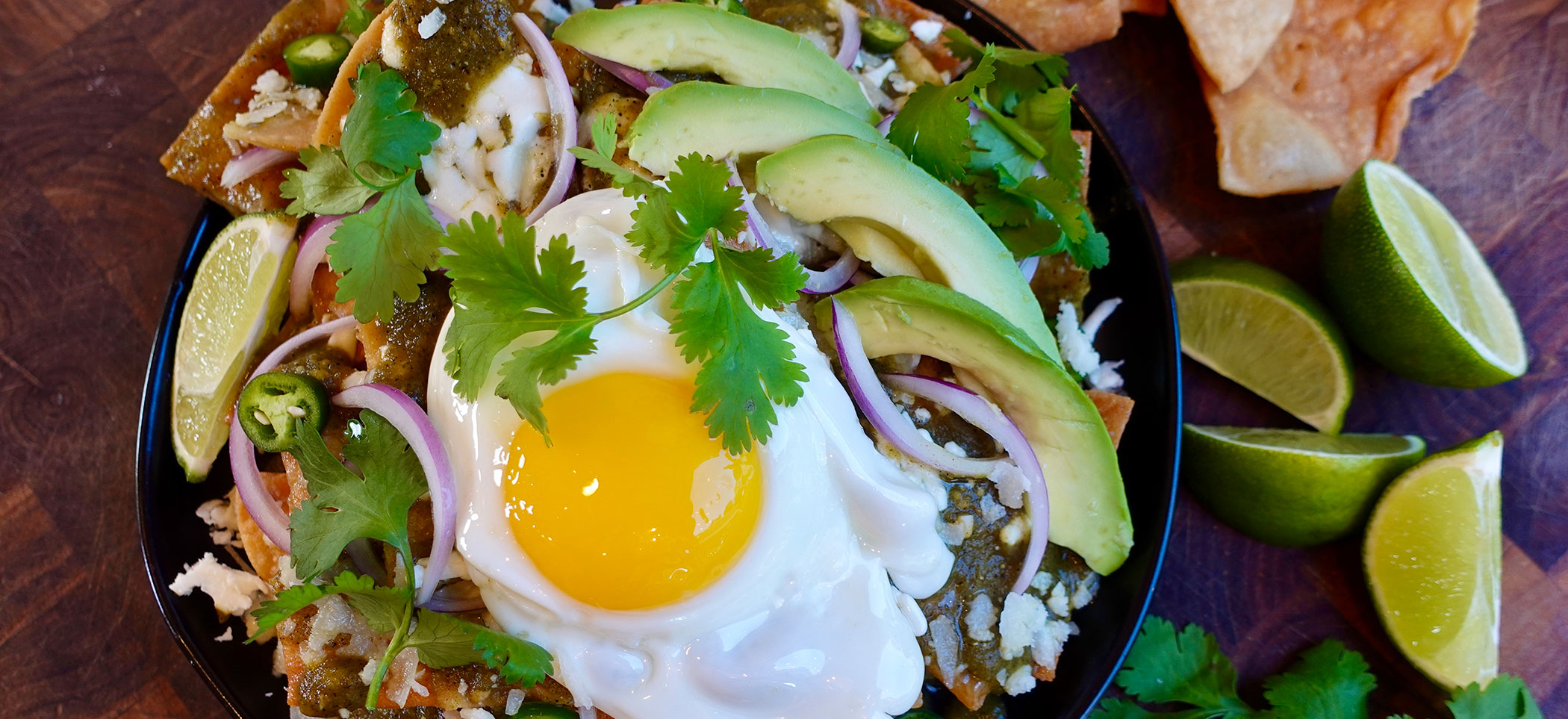 Chilaquiles Verdes Con Huevos