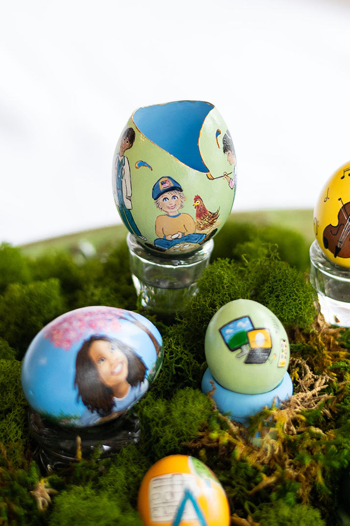 2024 First Lady's commemorative egg close up