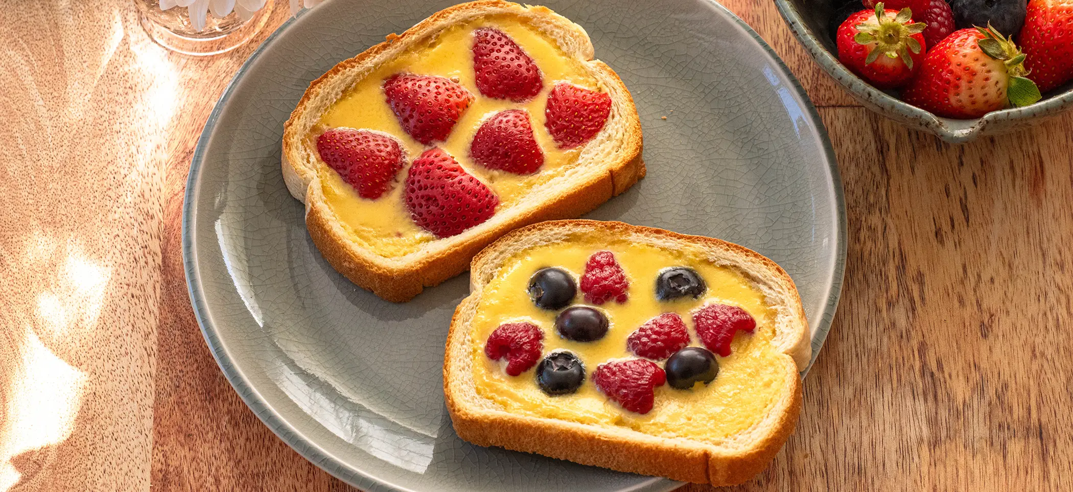 Custard Yogurt Toast